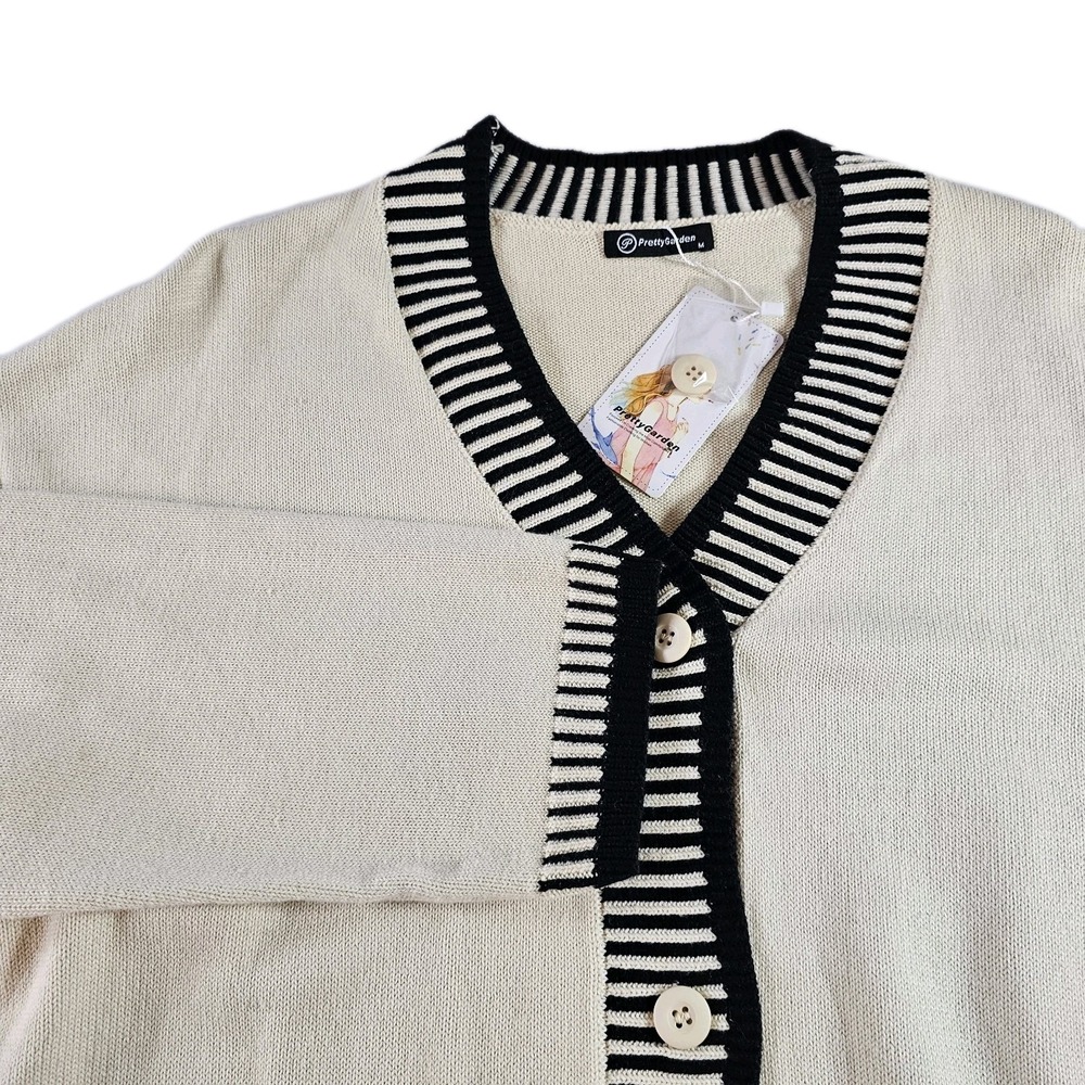 NWT Pretty Garden Womens Medium V-Neck Sweater Cardigan Beige Black Pockets